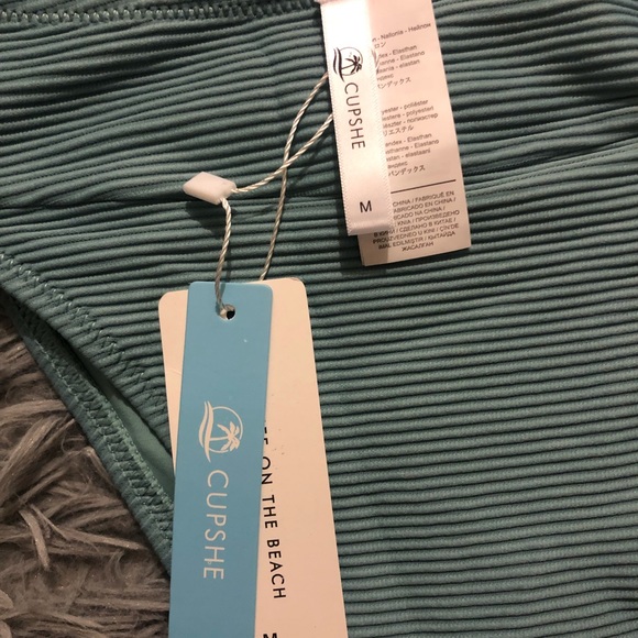 Blue Bikini - Picture 6 of 6